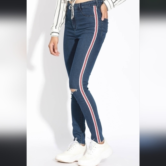 Zara High-Rise Racer Stripe Frayed Raw Hem Jeans size 6 NWT - Picture 2 of 8